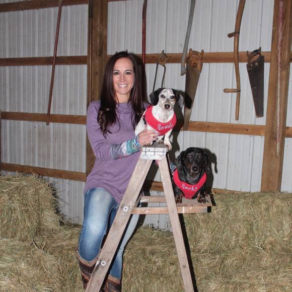 Meet your Posher, Liz - Picture 1 of 1